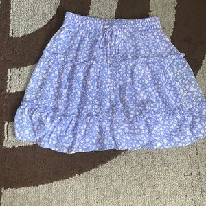 Adorable blue and white light weight skirt!